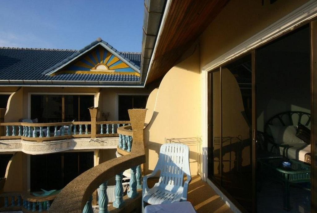 Patong Sunbeach Mansion Ngoại thất bức ảnh