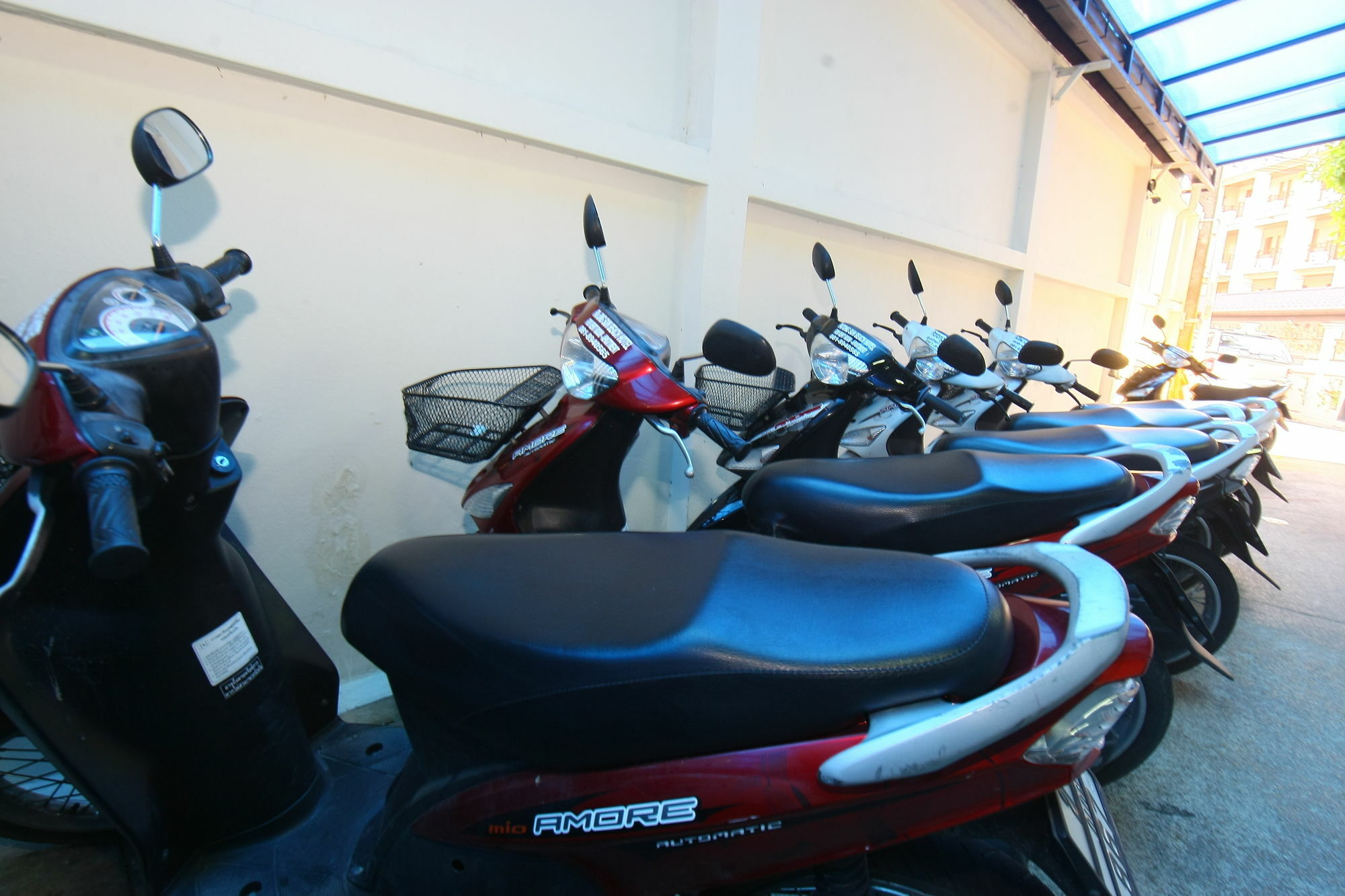 Patong Sunbeach Mansion Ngoại thất bức ảnh