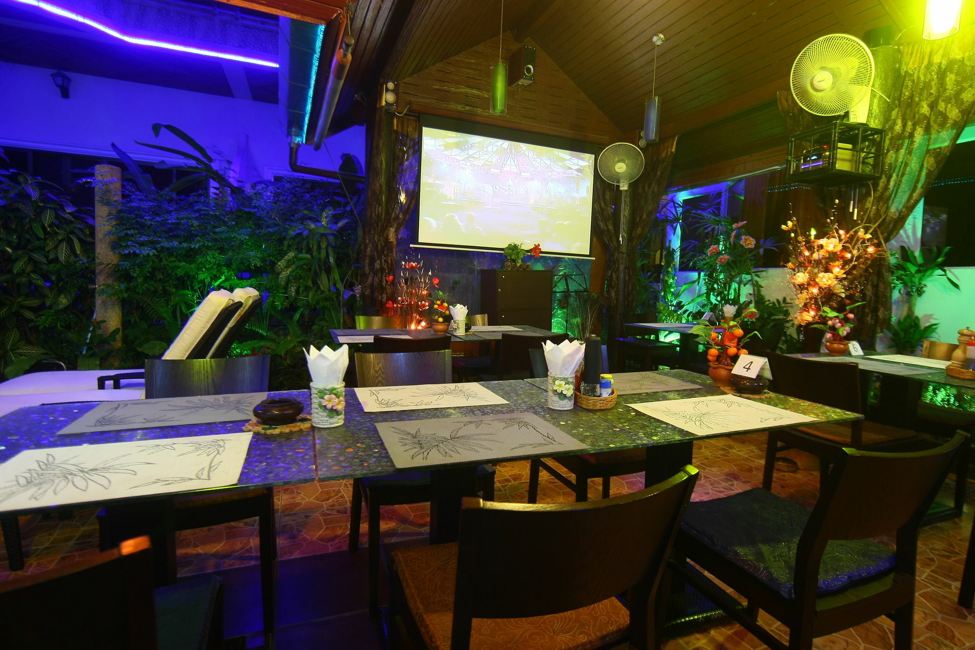 Patong Sunbeach Mansion Ngoại thất bức ảnh